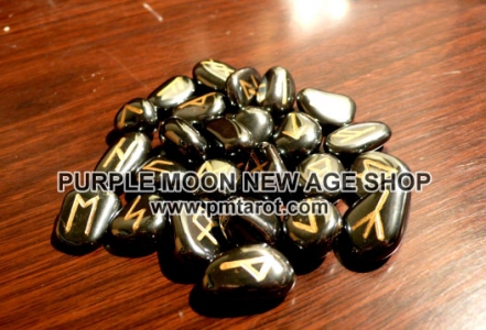 赤鐵礦盧恩文占卜石