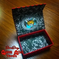 Dame Darcy Queen Alice Tarot