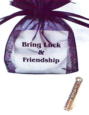 Bring Luck & Friendship